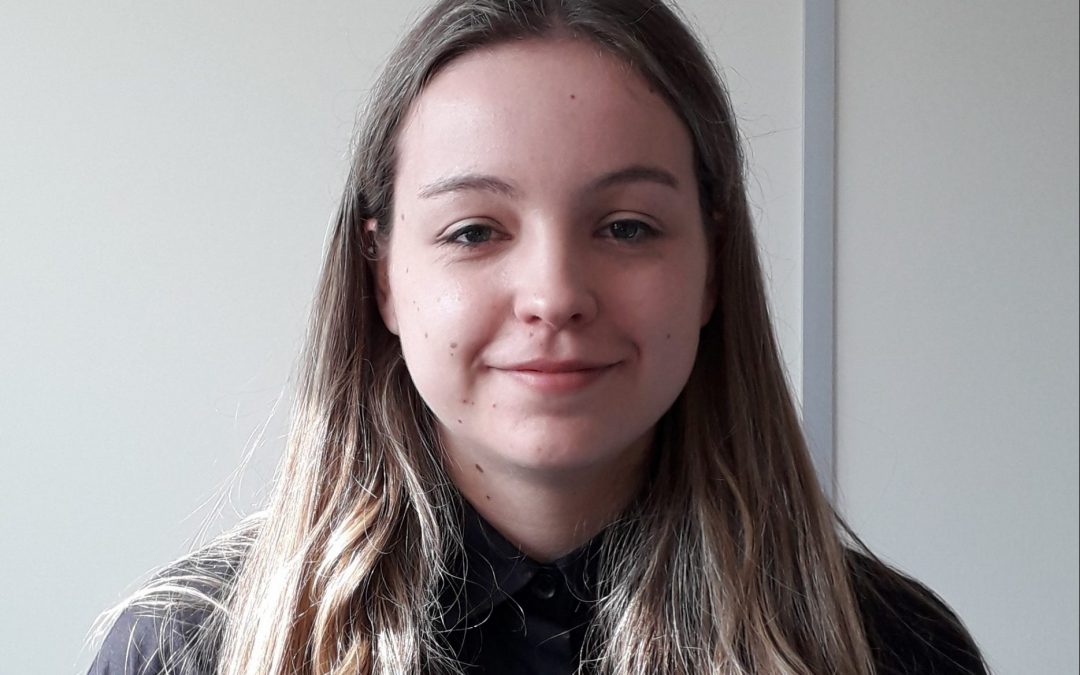 Neuro-Bio congratulates Rosie Barnett on her graduation!