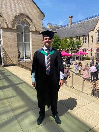 Neuro-Bio congratulates James Barratt for his graduation.